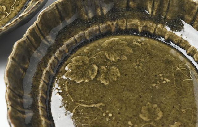 日高伸治 6B 菓子鉢 アメ緑釉 ｜ 暮らしのうつわ花田 和食器 通販