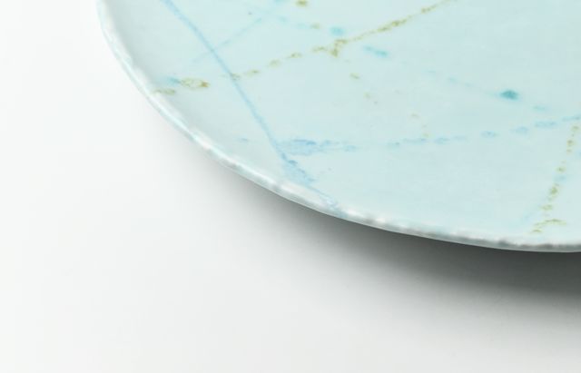 鈴木重孝 18 トルコペールブルー釉打水文パレット大皿 ｜ 暮らしの