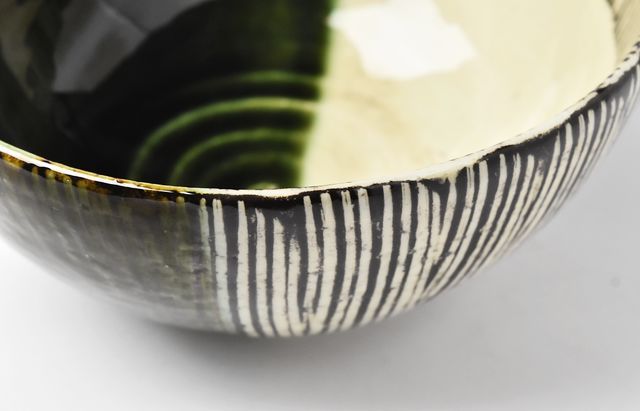 鈴木重孝 織部釉掛分大鉢 ｜ 暮らしのうつわ花田 和食器 通販