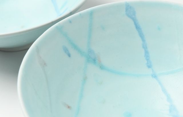 鈴木重孝 14 トルコペールブルー釉打ち水文7寸鉢 ｜ 暮らしのうつわ