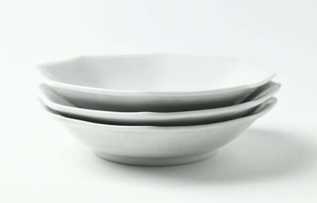 花田オリジナル 白磁八角皿【H】 ｜ 暮らしのうつわ花田 和食器 通販