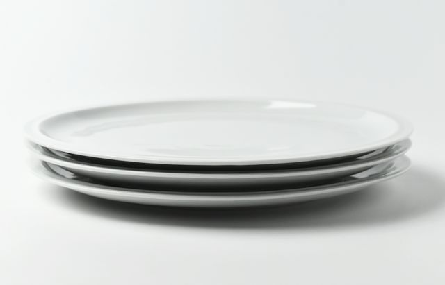 水野克俊 43 白磁ピューター9寸皿 ｜ 暮らしのうつわ花田 和食器 通販