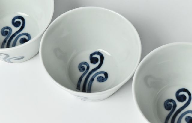 岩永浩 わらび文小鉢 ｜ 暮らしのうつわ花田 和食器 通販