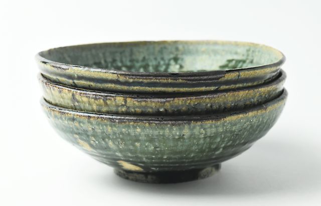 吉田学 織部縁鉄おでん鉢 ｜ 暮らしのうつわ花田 和食器 通販