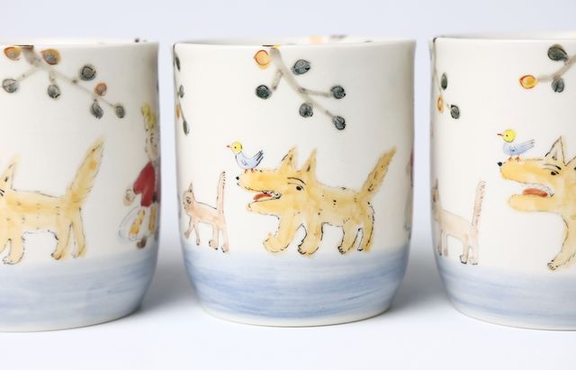 松浦ナオコ 13 オオカミのマグカップ（ならんで行進） ｜ 暮らしの