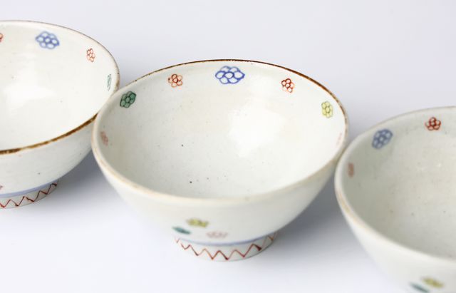 松浦ナオコ 19 ほっこり猫ちゃわん ｜ 暮らしのうつわ花田 和食器 通販