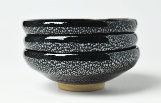 黒と銀の陶器（飾る用） 黒と銀の陶器（飾る用） 【公式通販】