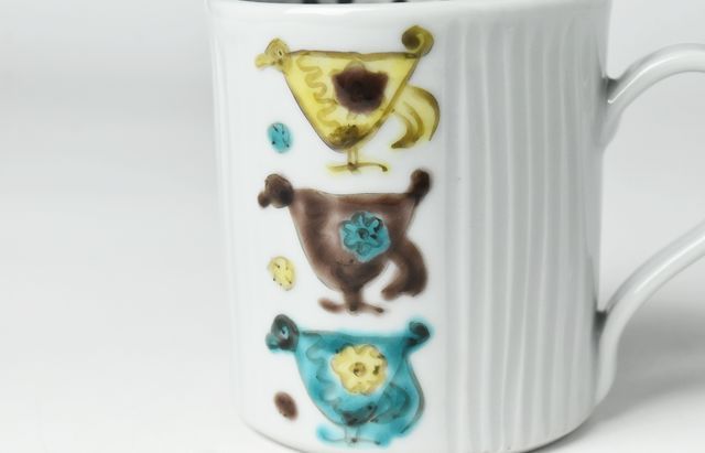 横井佳乃 55 マグカップ（切立） しのぎ 色絵 鳥 ｜ 暮らしのうつわ