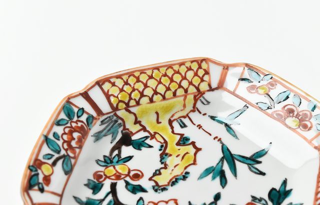 山本恭代 色絵岩に牡丹文六角皿 ｜ 暮らしのうつわ花田 和食器 通販