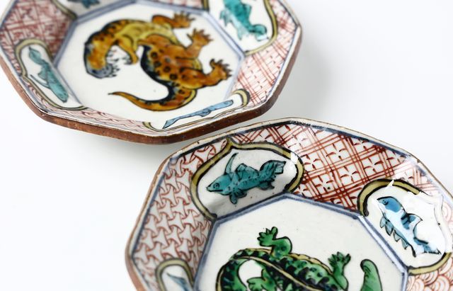 松浦コータロー 1 色絵ペルム紀生物八角小皿（5客組） ｜ 暮らしの