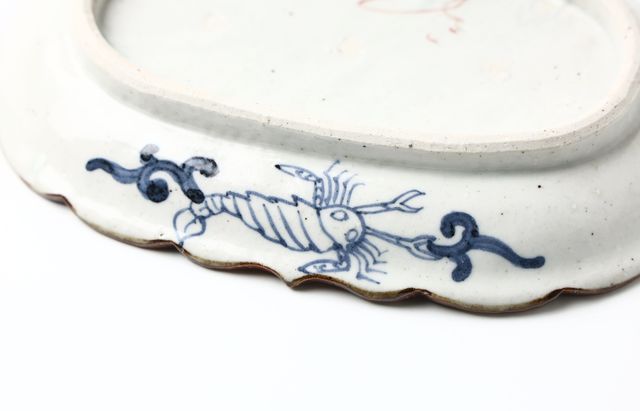 松浦コータロー 35 色絵アロサウルス楕円輪花皿 ｜ 暮らしのうつわ花田