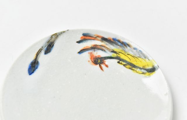 松本郁美 3D 貫入灰釉色絵蓋碗（舞楽人） ｜ 暮らしのうつわ花田 和