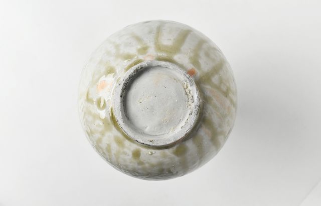 水垣千悦 131 灰釉花文瓶 ｜ 暮らしのうつわ花田 和食器 通販