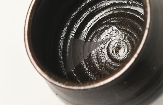 水垣千悦 139 鉄釉丸壺 ｜ 暮らしのうつわ花田 和食器 通販