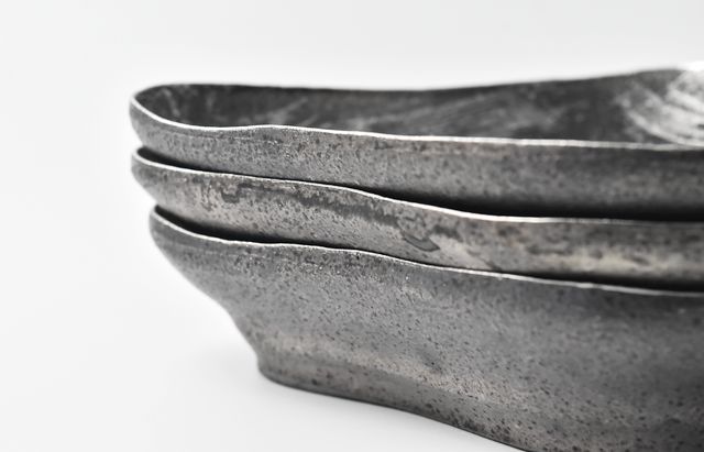 純銀 灰皿 JTキャンペーン 希少レア品 工芸品 山本哲也 27 sabi-刷毛目銀彩木瓜形皿 ｜ 暮らしのうつわ花田 和食器 通販