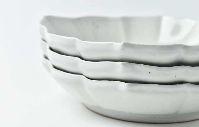 山本哲也 14 白釉桔梗形鉢 ｜ 暮らしのうつわ花田 和食器 通販