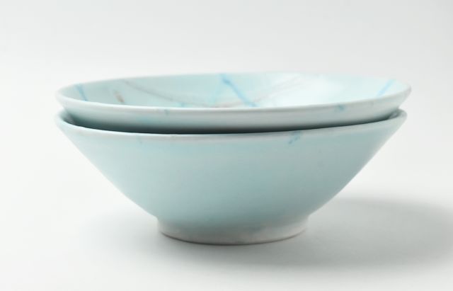 鈴木重孝 16 トルコペールブルー釉打ち水文6寸鉢 ｜ 暮らしのうつわ