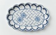 正木春蔵 染付 網代波文輪花楕円皿X