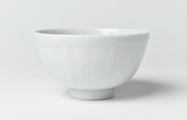 水野克俊 67 白磁面取小菊紋飯碗