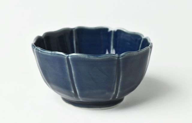 海野裕 深ルリ輪花小鉢