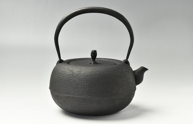 釜定 鉄瓶No.171新姥口糸目
