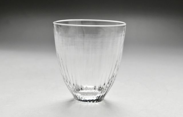 河上智美 しぼりグラス