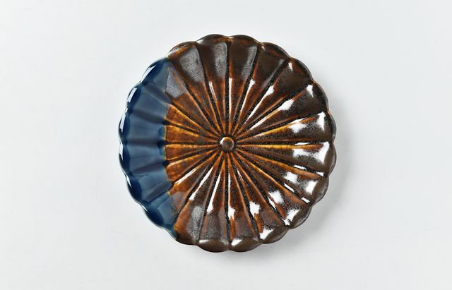宮岡麻衣子 錆瑠璃釉掛け分菊形小皿