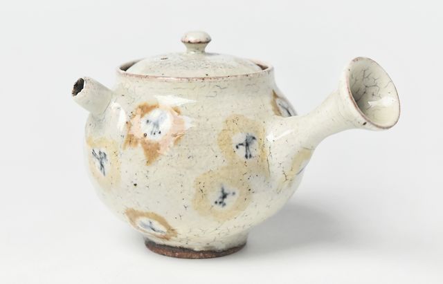 杉本太郎 44 急須色花