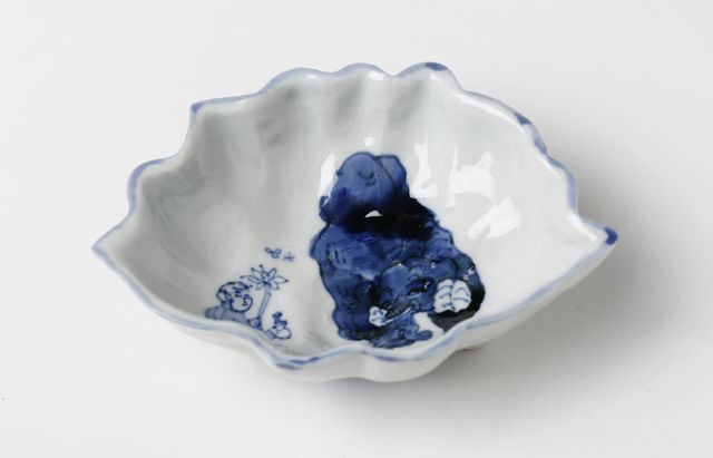 浦陽子 30A　染付蓮華形小鉢 象