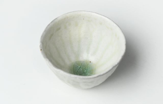 城進 66　白灰釉粉引くみだし1