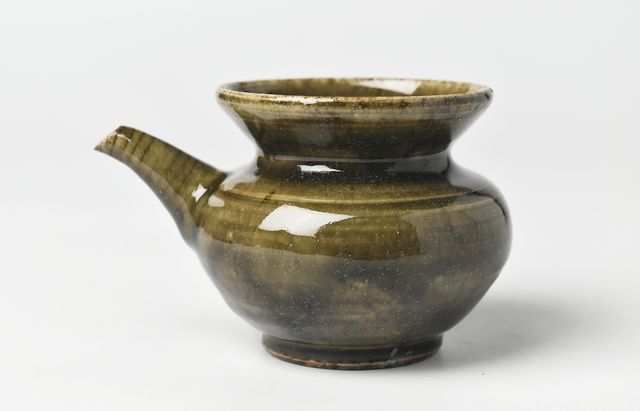 日高伸治 5B 片口茶海 アメ緑釉