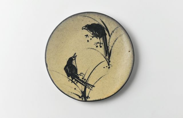 矢島操 11D　灰釉墨絵皿