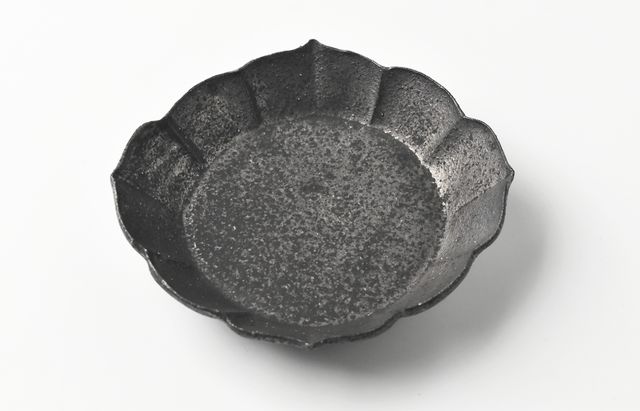山本哲也 9　sabi-稜花菱形鉢