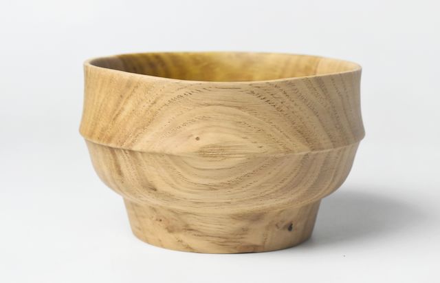 iiDA Woodturning 4M　丼 シイ/ウレタン（飯田康恵）