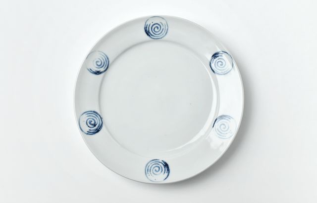 九谷青窯 88 印判うず巻8寸皿