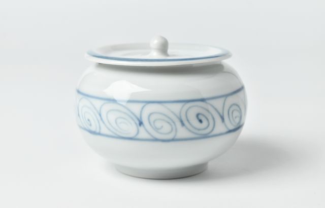 九谷青窯 193A 蓋物 帯うず巻