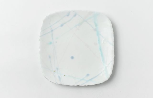 鈴木重孝 23 トルコホワイト釉打ち水文角丸四方中皿