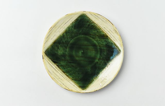 鈴木重孝 34 織部釉正方形文6寸皿