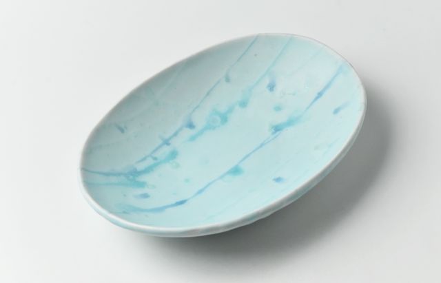 鈴木重孝 17B トルコペールブルー釉打ち水文楕円パスタ皿
