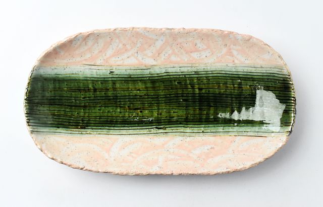 鈴木重孝 9 薄紅化粧指頭文織部釉ストライプ長楕円深皿（大）