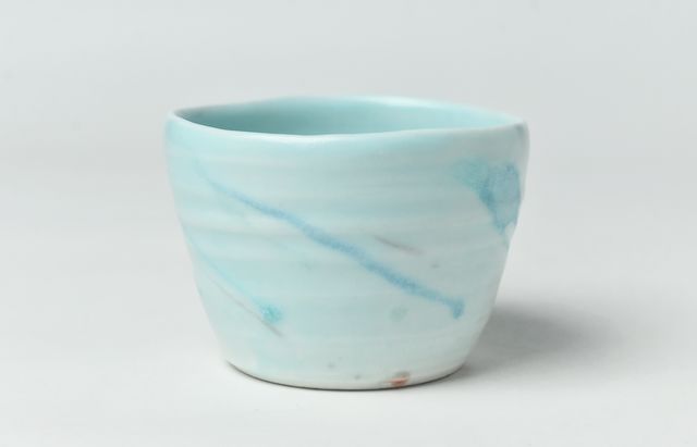 鈴木重孝 32 トルコペールブルー釉打ち水文筒小鉢