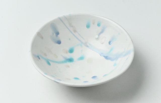 鈴木重孝 20 トルコホワイト釉打ち水文5寸鉢