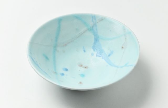 鈴木重孝 16 トルコペールブルー釉打ち水文6寸鉢