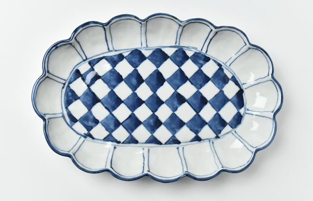 正木春蔵 染付 市松文輪花楕円皿U