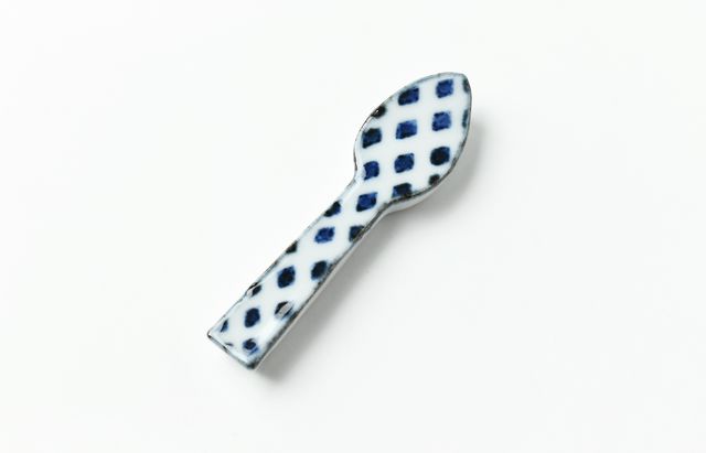 須谷窯 スプーンレスト（ひし文）