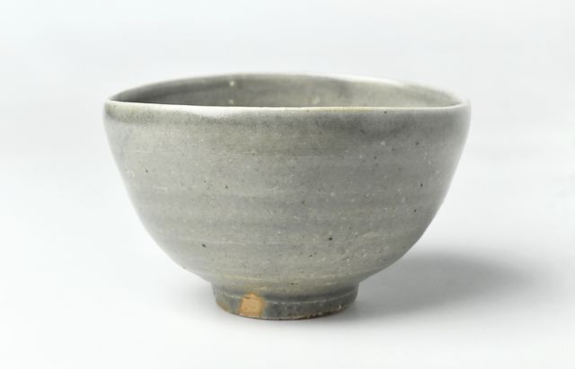 松葉勇輝 30　青瓷たわみ小碗　