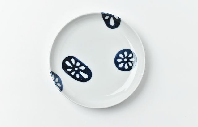 徳永遊心 染付蓮根5寸皿