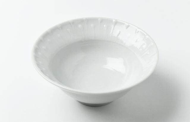 高原真由美 8 楕円皿 白磁いっちん雫 ｜ 暮らしのうつわ花田 和食器 通販