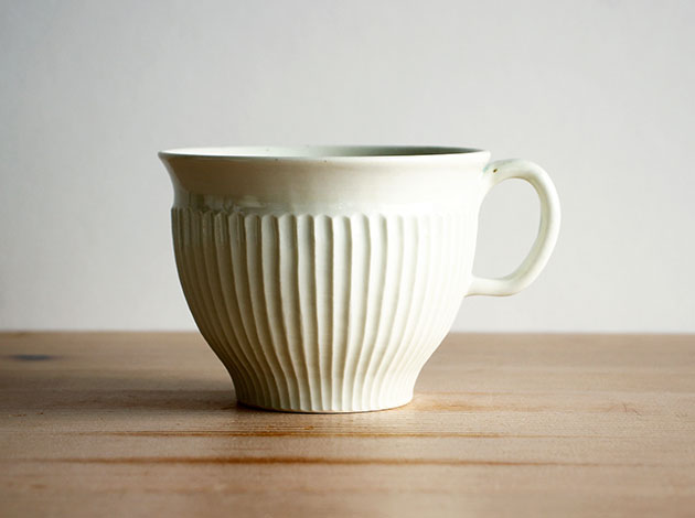 阿部春弥　白磁しのぎスープカップ