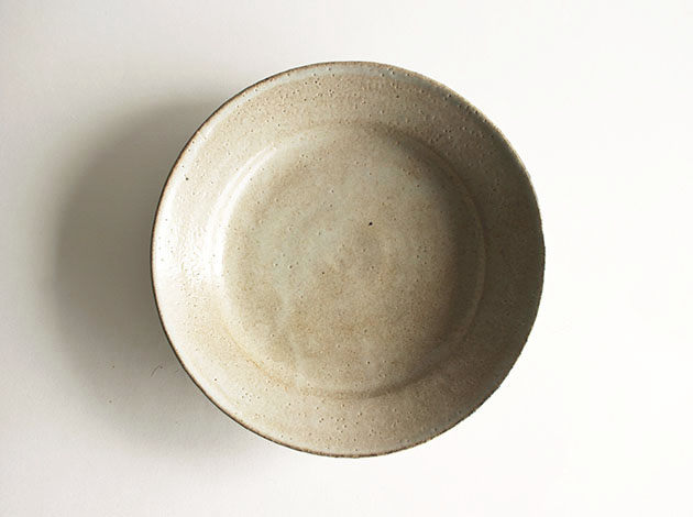 深田容子　グレイ粉引きリム鉢